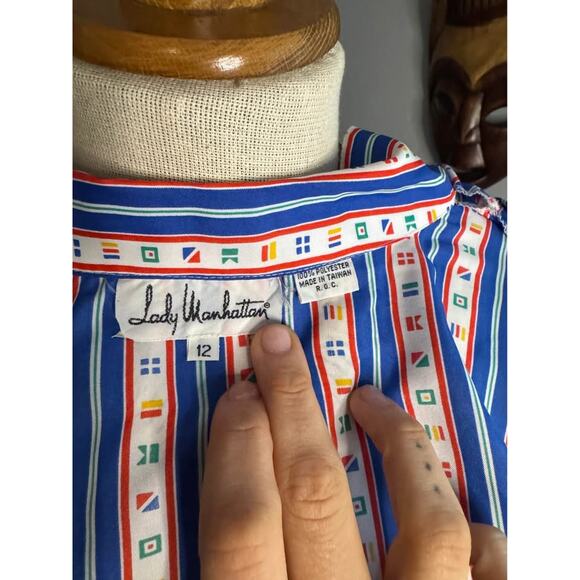 Vintage 70’s Retro Lady Manhattan Short Sleeve Blouse - Picture 7 of 9